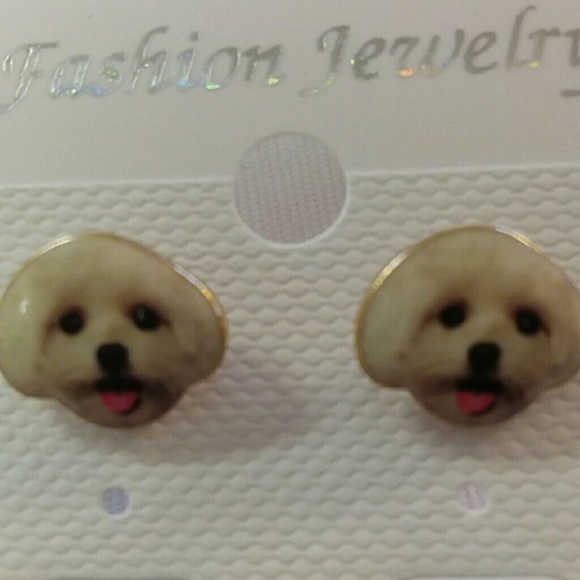 White dog stud earrings - Picture 2 of 4