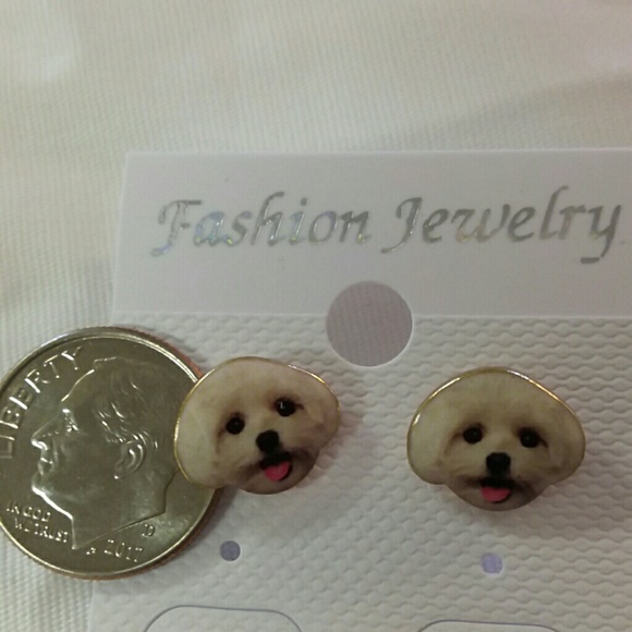 White dog stud earrings - Picture 3 of 4