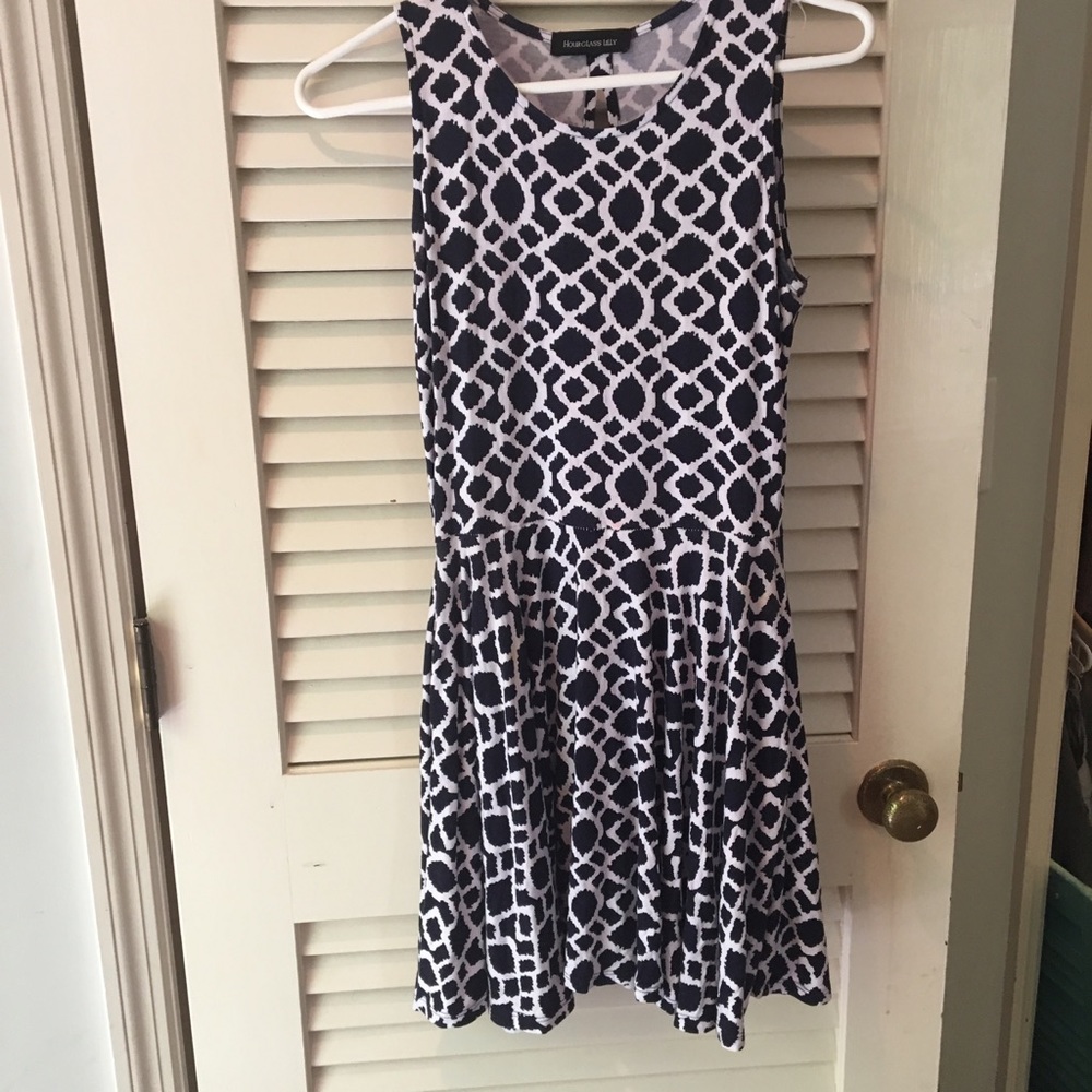 HourGlass Lilly dress