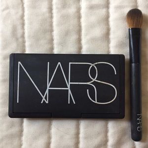 NARS Eyeshadow w Brush - 6 Colors