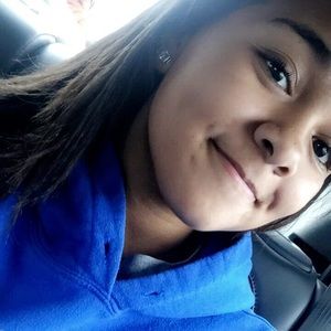 Meet your Posher, Khaelia