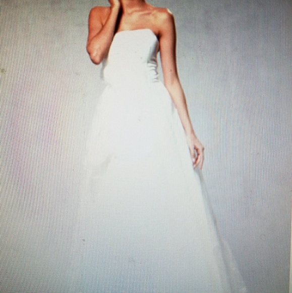 Organza wedding dress - Picture 1 of 5