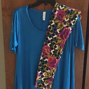 S Perfect Tee / OS Leggings