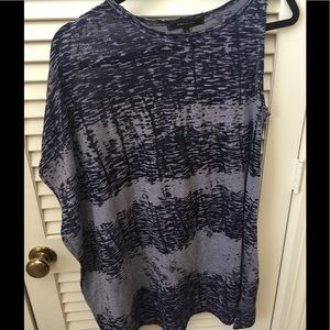 Brand new bcbg batwing tunic