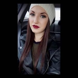 Meet your Posher, Blaire