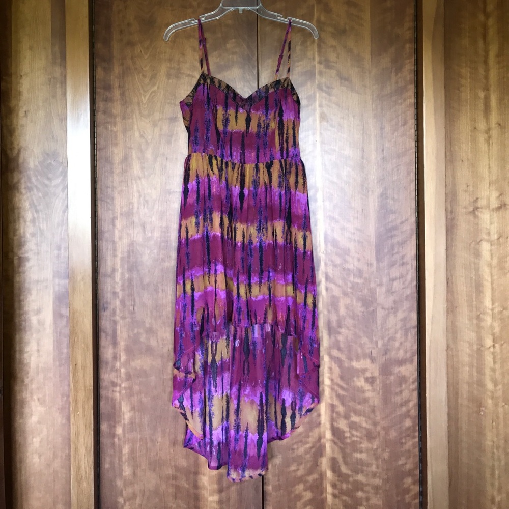 Patterned, High-Low Dress with Lace Detailing