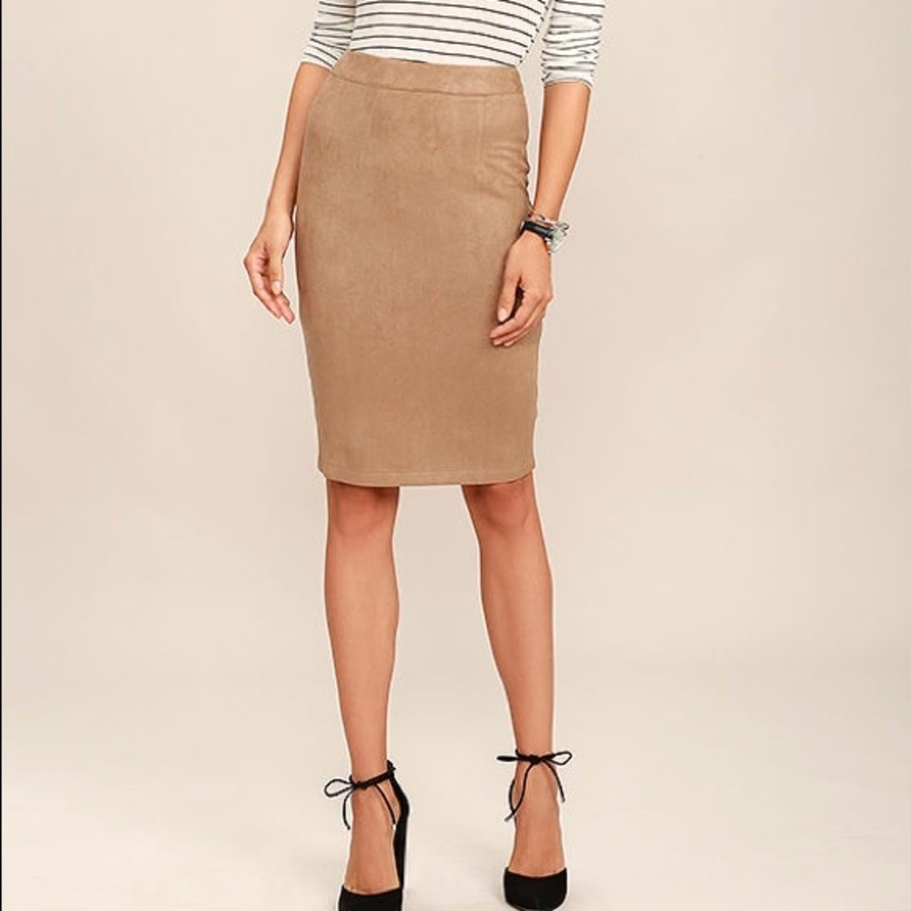 Lulu tan suede skirt. Never worn.