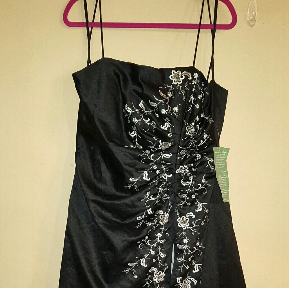 Black and white gown brand new tags attached