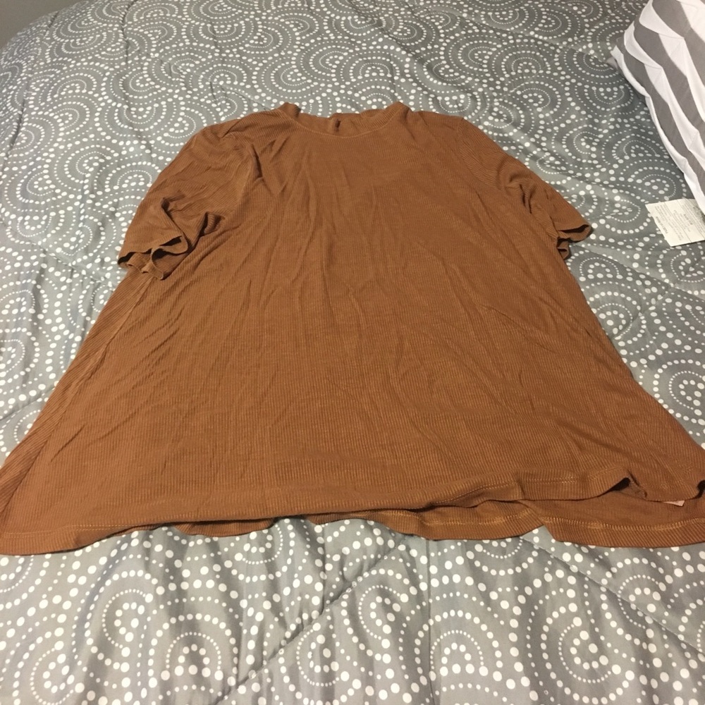 Brand new t shirt! Never worn!!