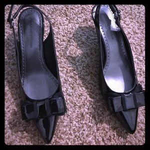 🖤👠Adrienne vittadini black bow heels