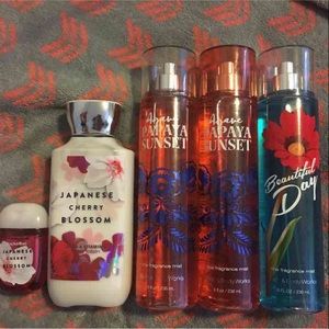 Bath & Body Works AVAILABLE