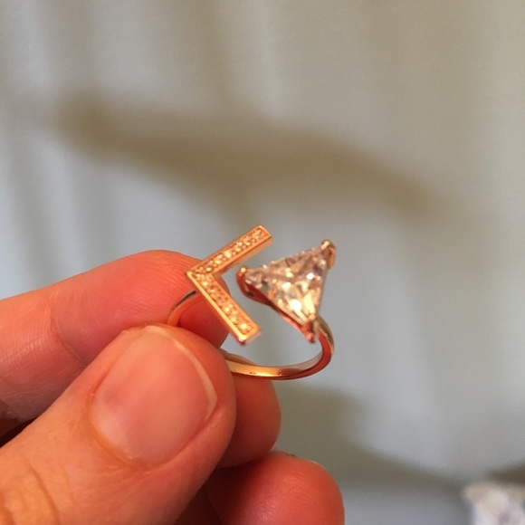 Triangle CZ Stone Trendy Ring. - Picture 3 of 4