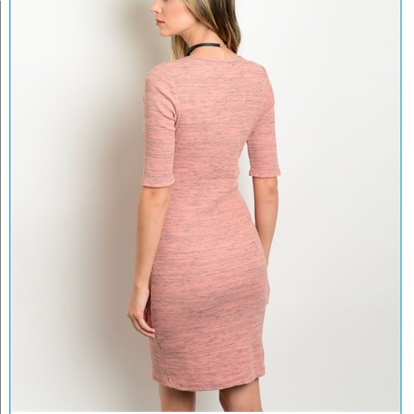 ✅ 3 / $20 Bodycon short sleeve dress - Picture 2 of 4