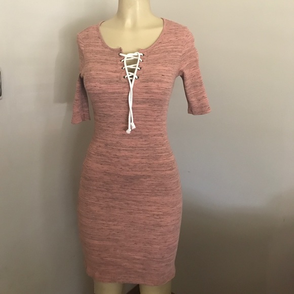 ✅ 3 / $20 Bodycon short sleeve dress - Picture 4 of 4
