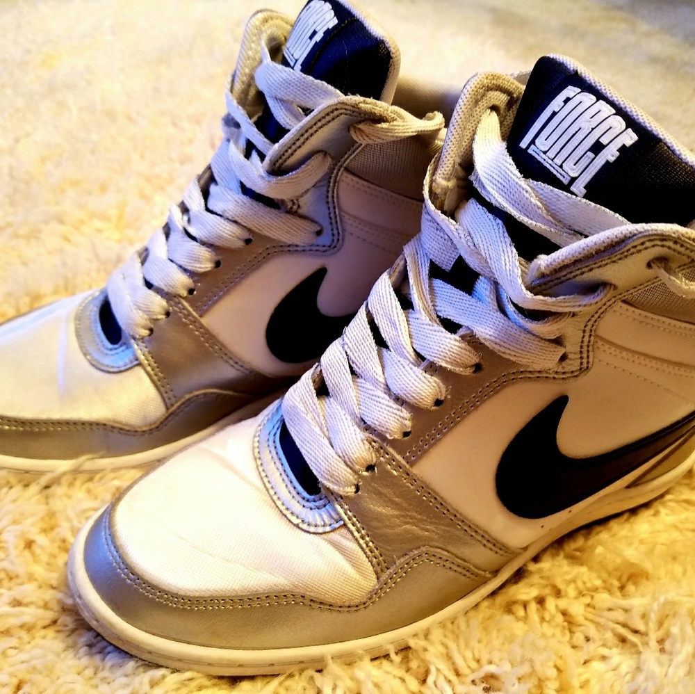 Nike Sky Hi Dunks