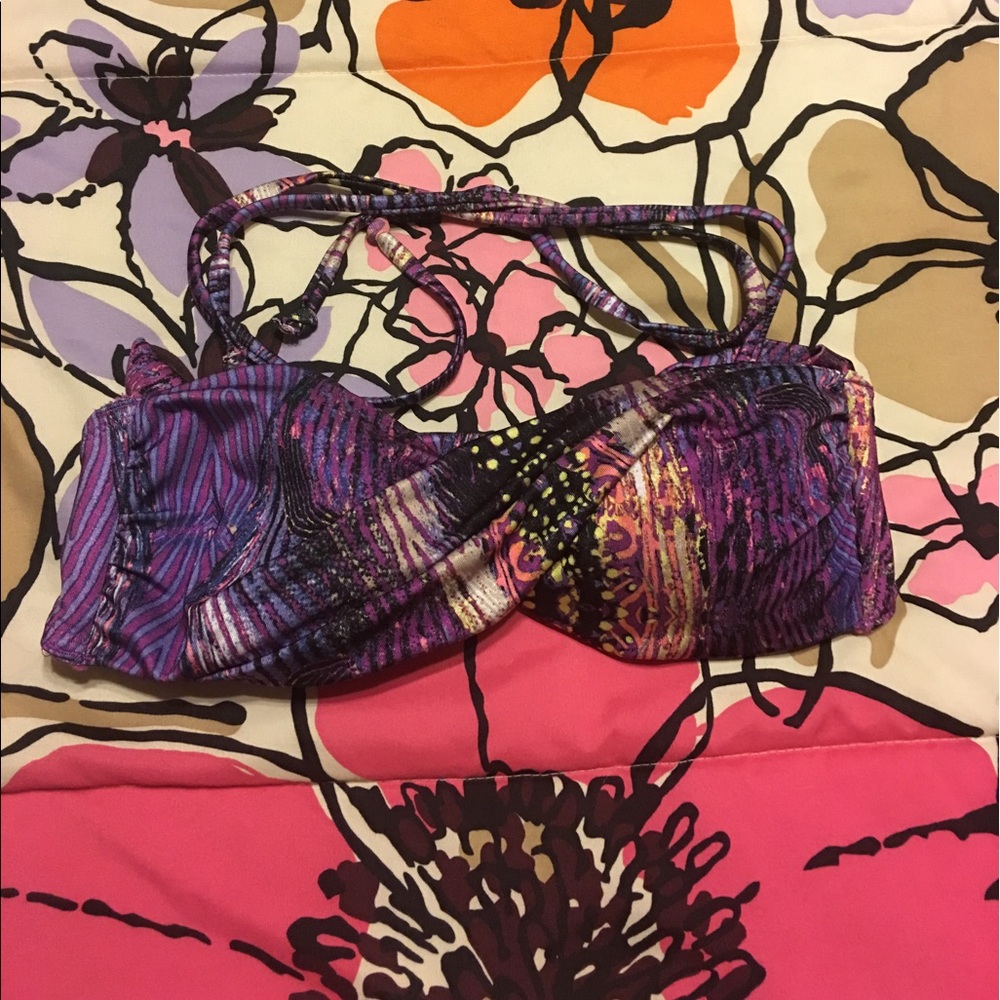 Swim top!