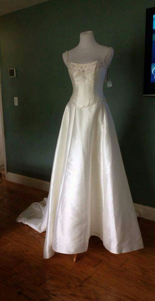 Wedding gown 2 piece corset top