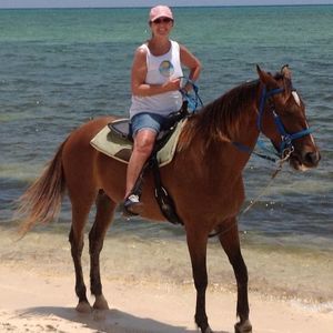 Meet your Posher, Wendy