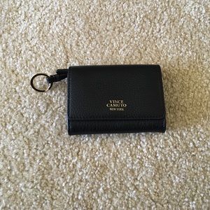 Vince Camuto NY Black Leather Wallet w/ Key Chain