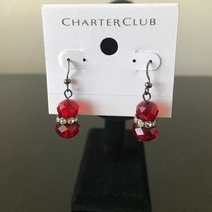 Pretty pave crystal sit between imitation pearl