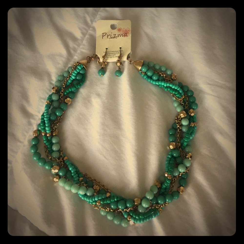 Turquoise and gold necklace