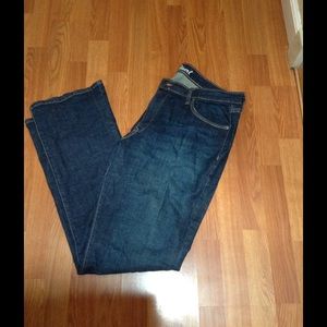 Old Navy sweetheart jeans