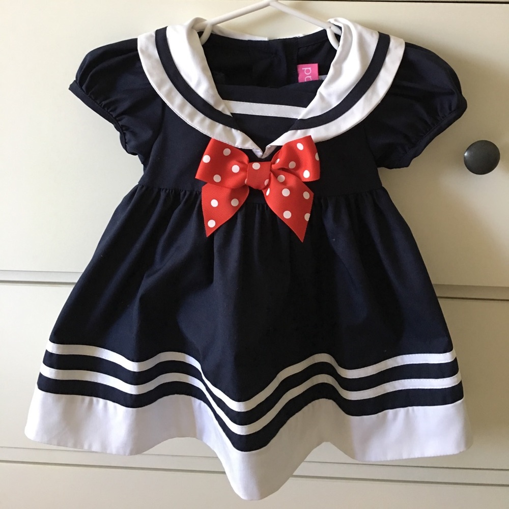 Super cute sailor dress w/bow