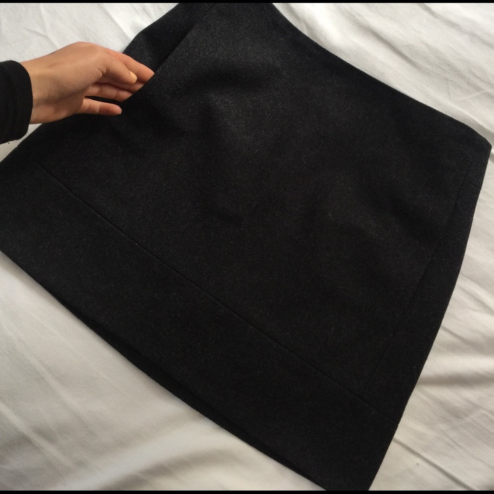 Wool skirt