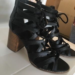 Lace up black chunky heels