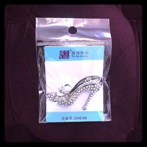 Rhinestone Stiletto Brooch (New in Package)