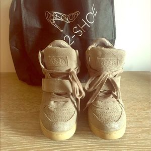 Ash Wedge Sneaker in Taupe
