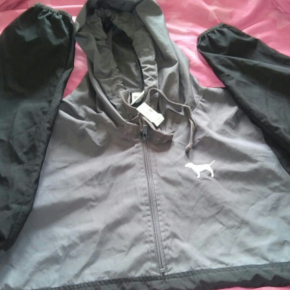 VS PINK ANORAK - Picture 2 of 2