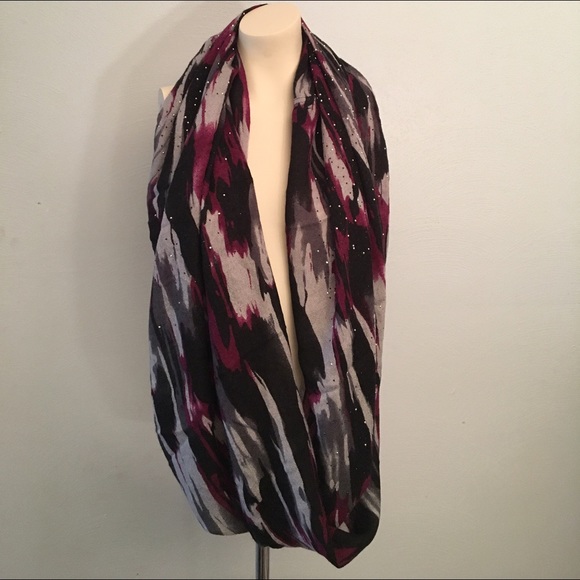 Accessories - Gorgeous Infinity Scarf