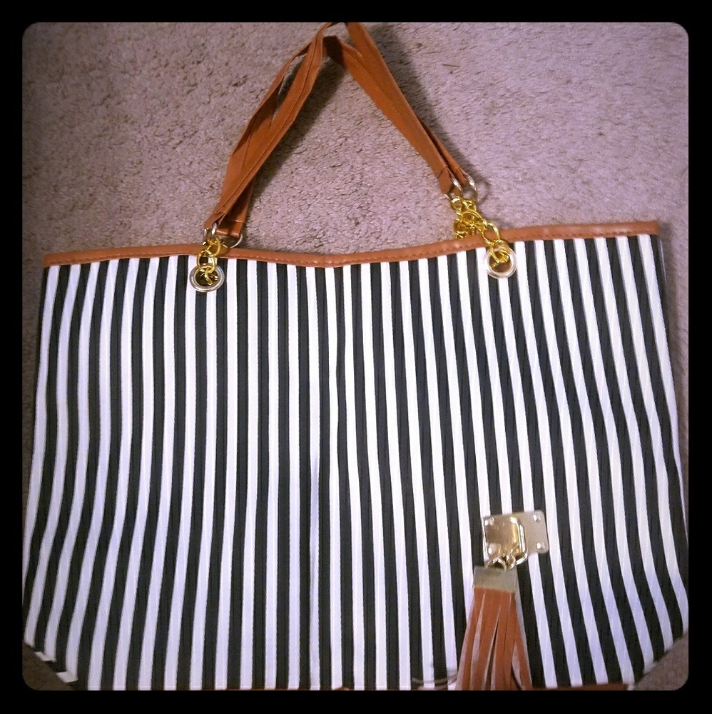 NEW! Handbag