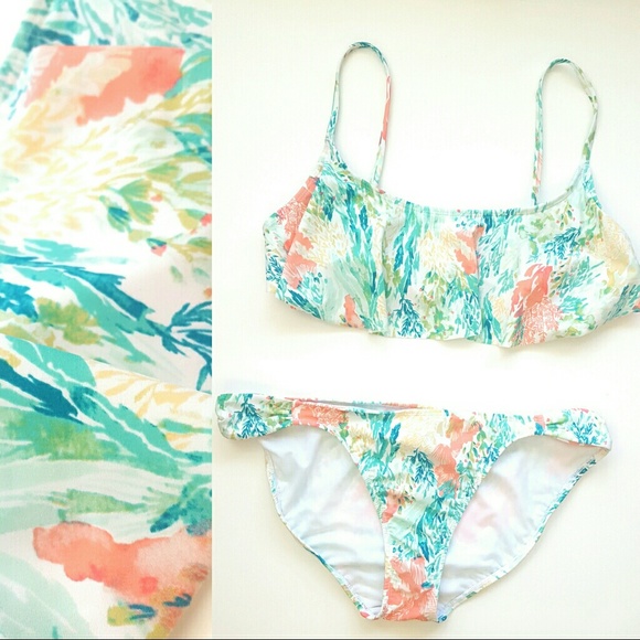 Old Navy Other - NWT Old Navy Ruffle Bandeau Swimsuit size L