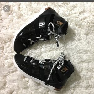 Torpeda Lace Gladiator Sandal