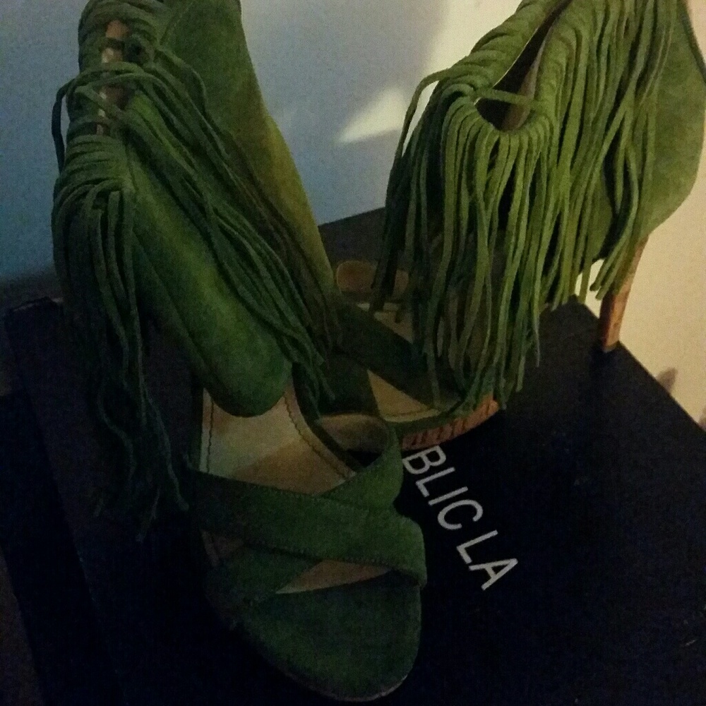 Nice Green tassel sandals