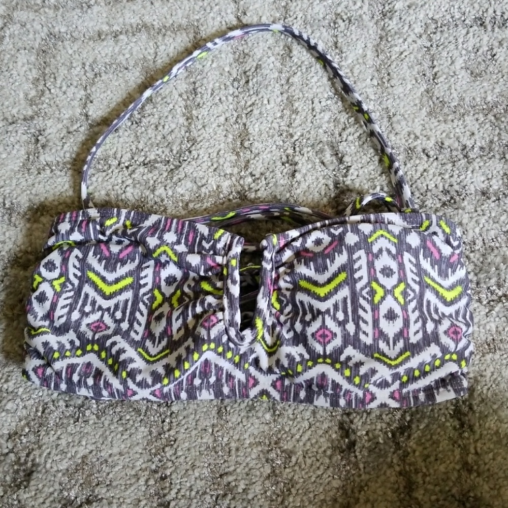 Xhilaration bikini top