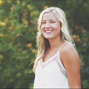 Meet your Posher, Christina