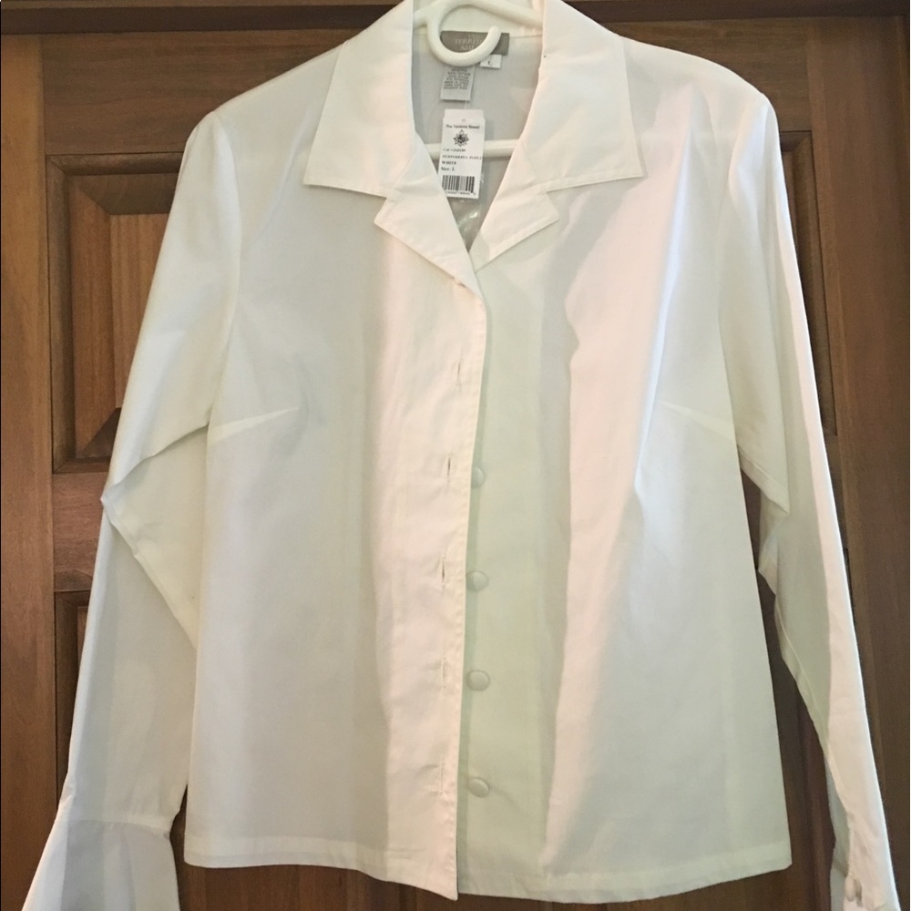 Crisp white 100% cotton blouse