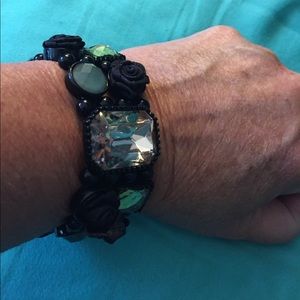 Black roses bracelet