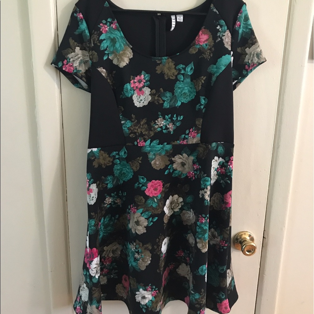 flower print dress