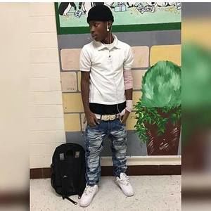 Meet your Posher, Bezzel