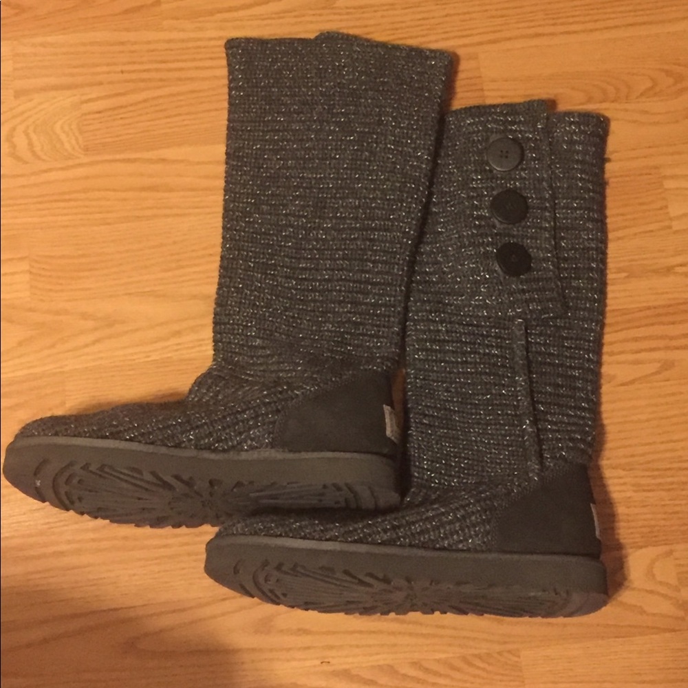 UGG Australia Woman Classic Cardy.