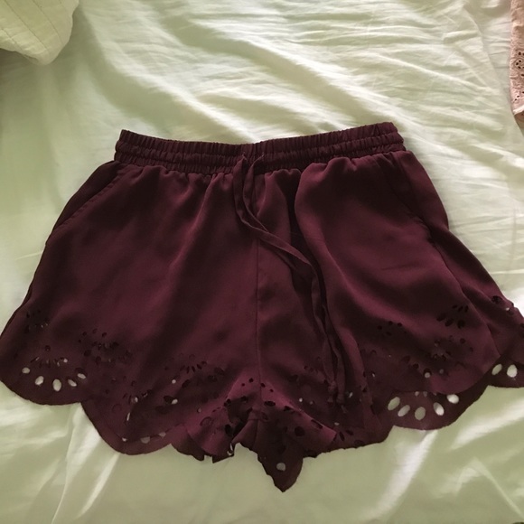 Brandy Melville Pants - Brandy Melville Crochet Maroon Shorts