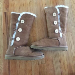 Bailey Button Triplet II Ugg Boot