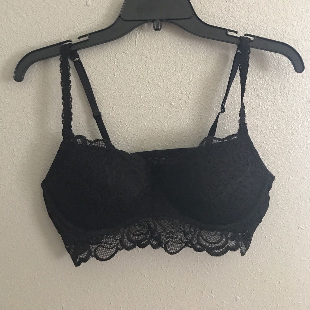 Victoria Secret padded bar/bralette! WORN ONCE 💕