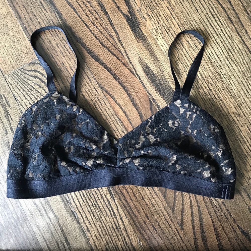 Topsecret black lace bralette