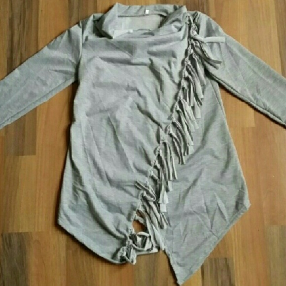 🍁FALL SALE🍁 Darling Gray Shawl Sweater - Picture 6 of 6