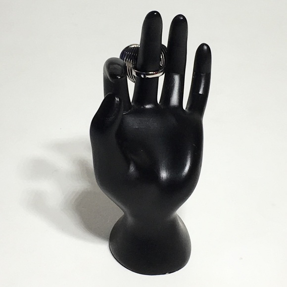 Vintage Heart Silver Tone Ring - Picture 5 of 8